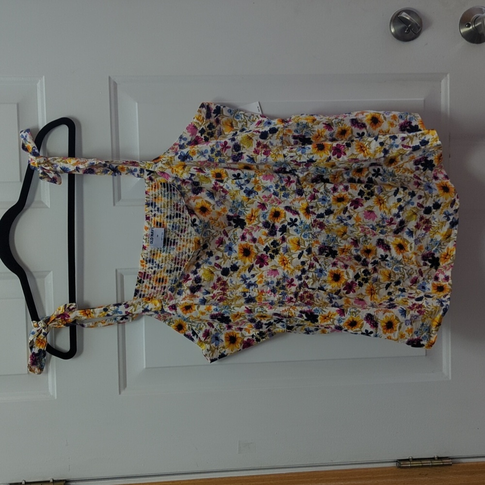 NWT - Old Navy Floral Tie Shoulder Peplum Top